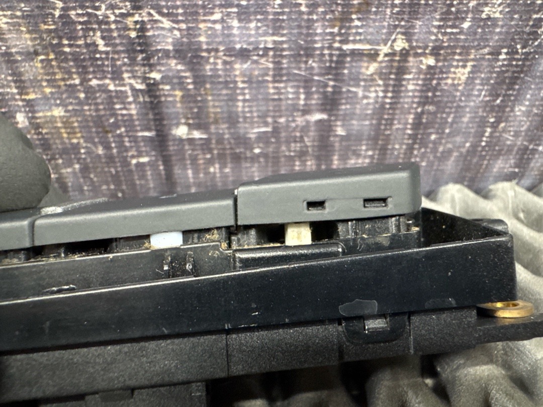 Кнопка памяти сиденья, 1880 рублей, Красноярск