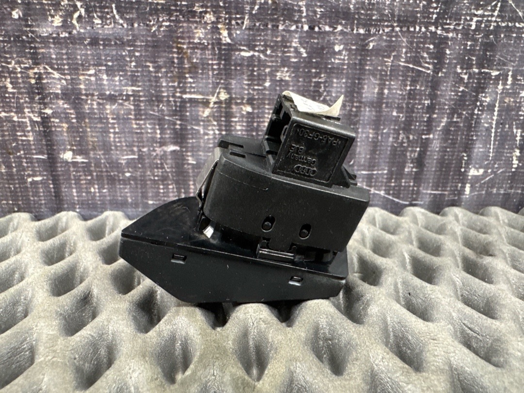 Кнопка центрального замка, 1250 рублей, Красноярск