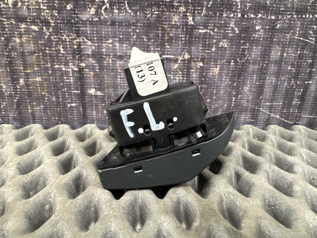 Кнопка центрального замка, 1250 рублей, Красноярск