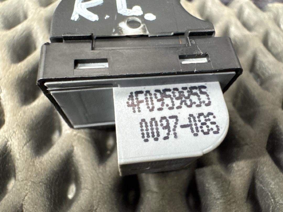 Кнопка стеклоподъемника, 680 рублей, Красноярск