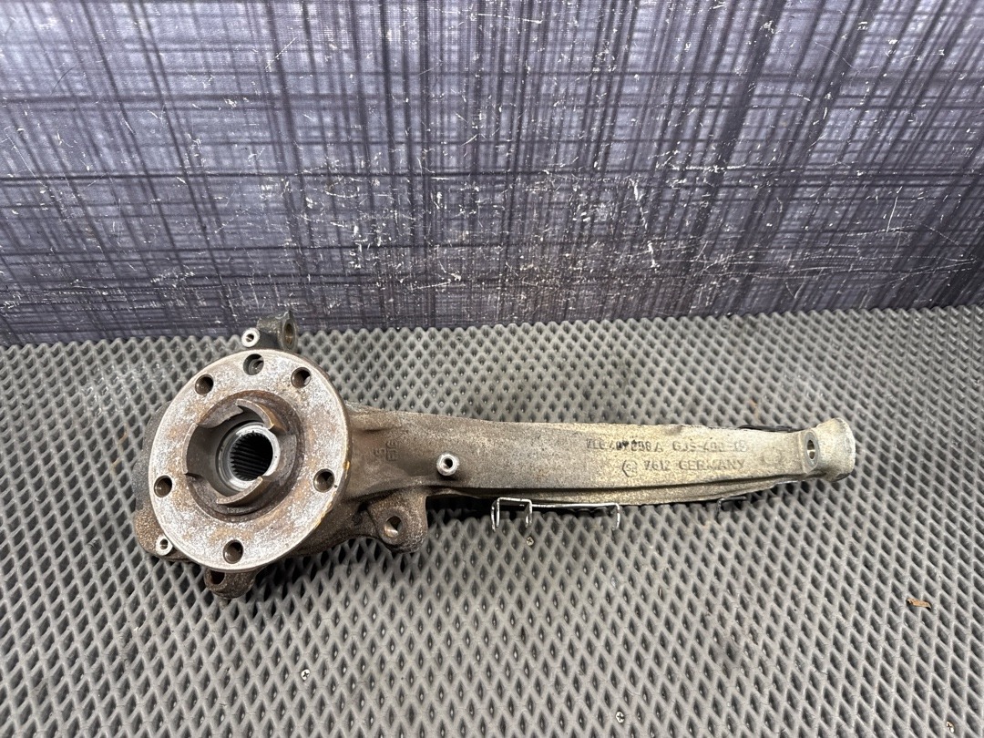 Поворотный кулак, 7630 рублей, Красноярск