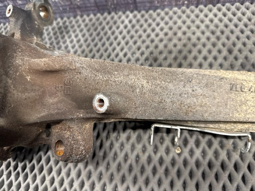 Поворотный кулак, 7630 рублей, Красноярск