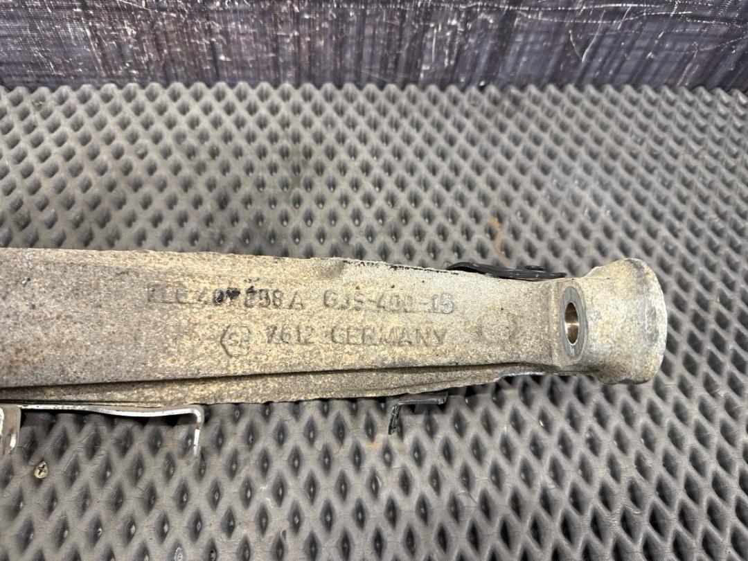 Поворотный кулак, 7630 рублей, Красноярск