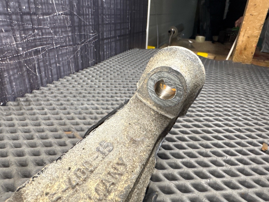 Поворотный кулак, 7630 рублей, Красноярск