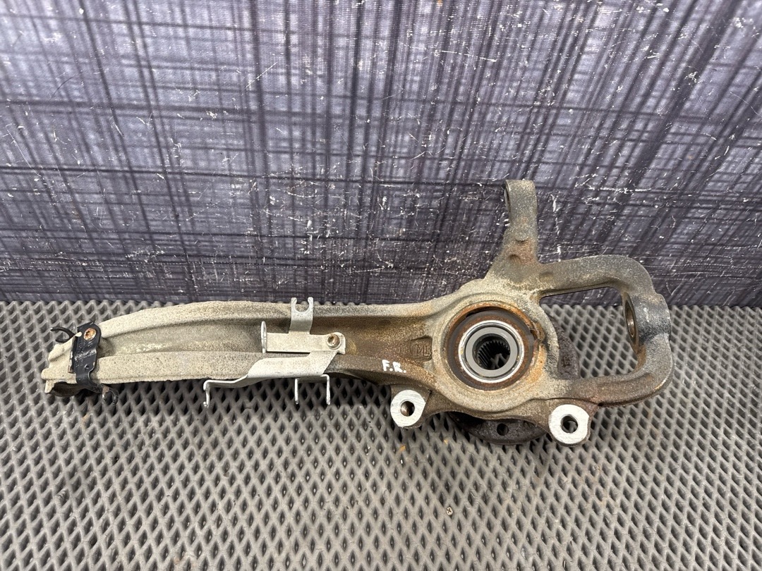 Поворотный кулак, 7630 рублей, Красноярск