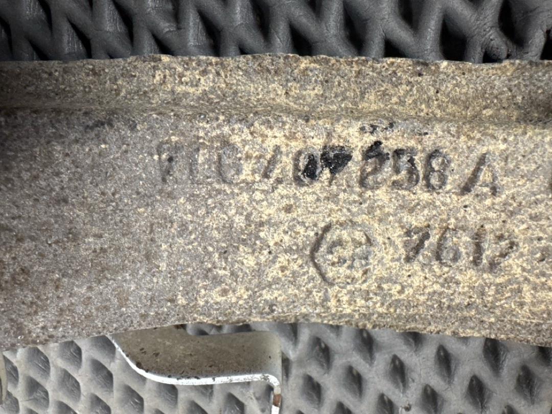 Поворотный кулак, 7630 рублей, Красноярск