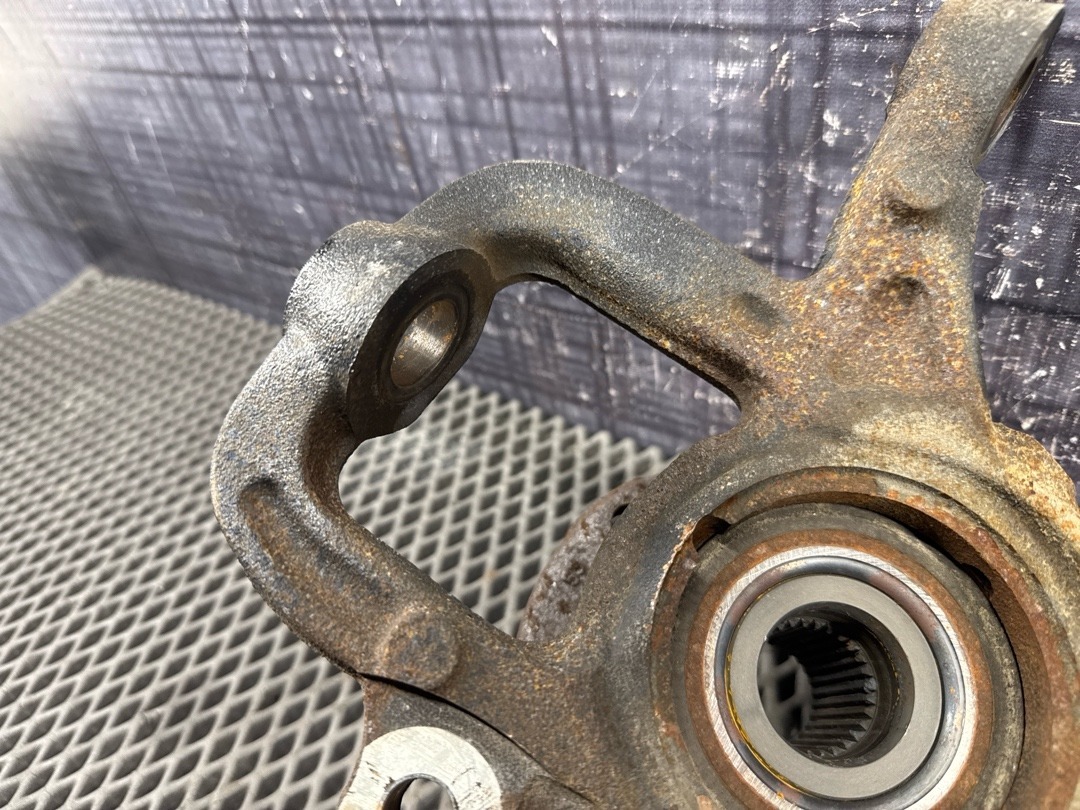 Поворотный кулак, 7630 рублей, Красноярск