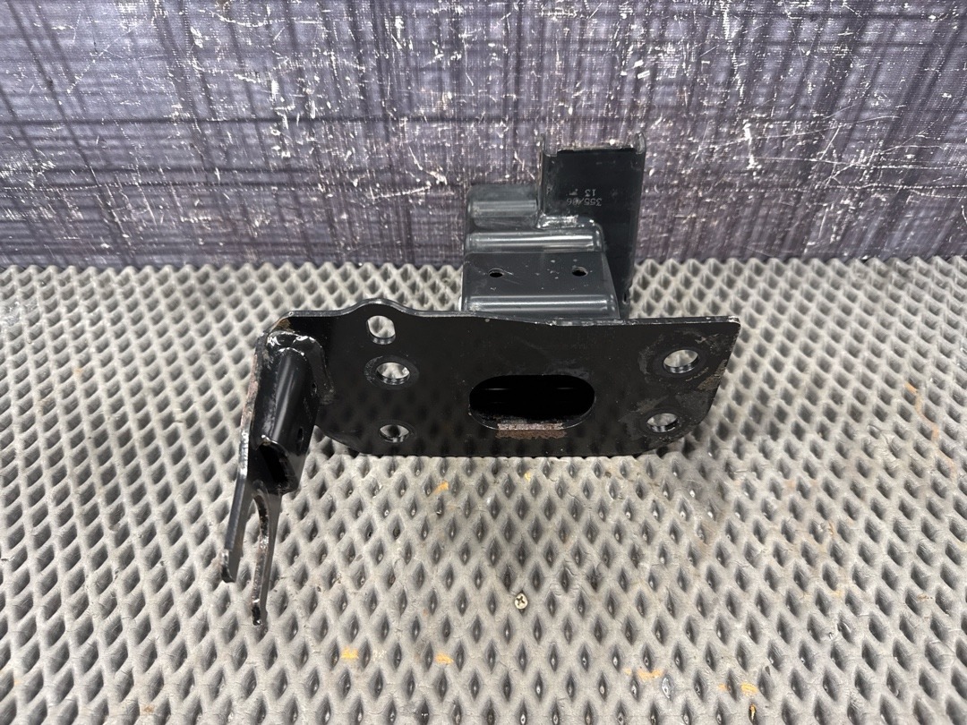 Кронштейн усилителя бампера, 1810 рублей, Красноярск