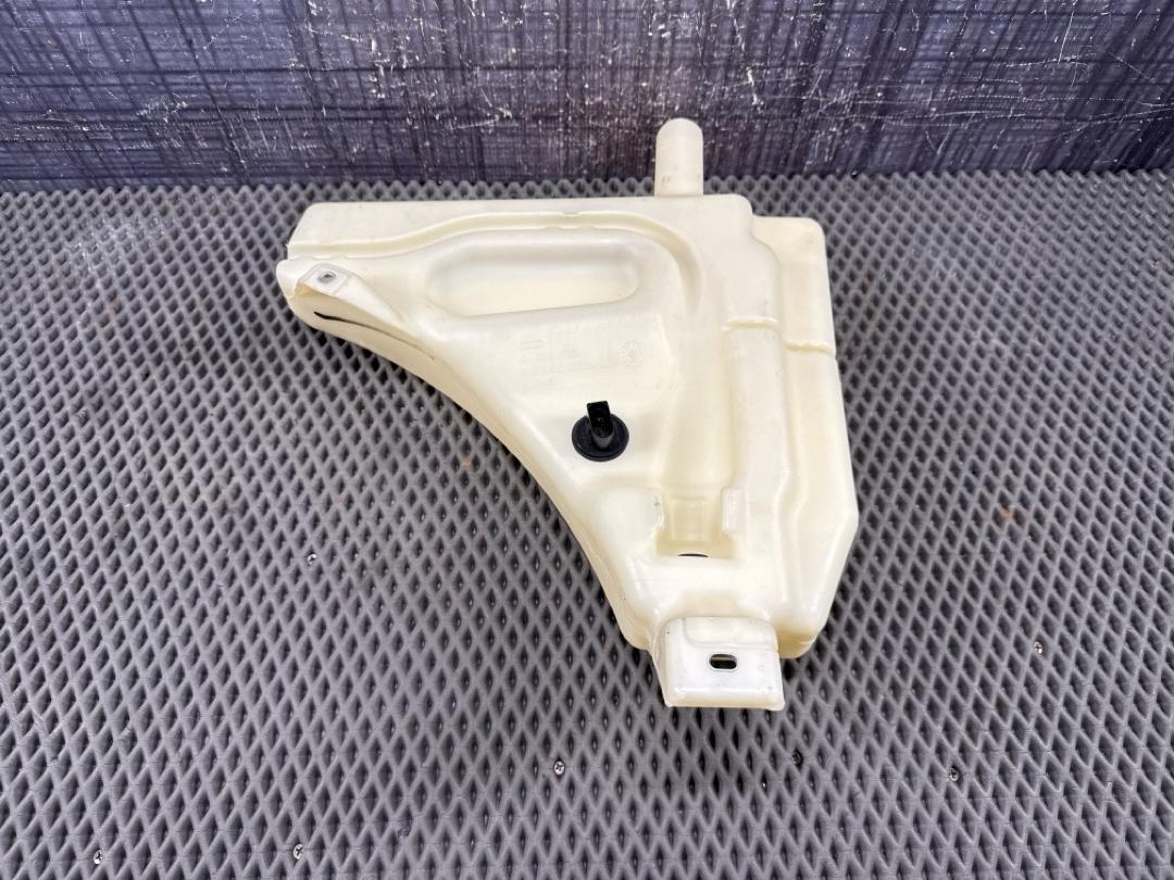 Бачок омывателя, 2360 рублей, Красноярск