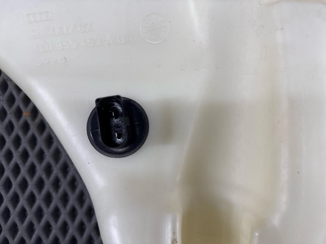 Бачок омывателя, 2360 рублей, Красноярск