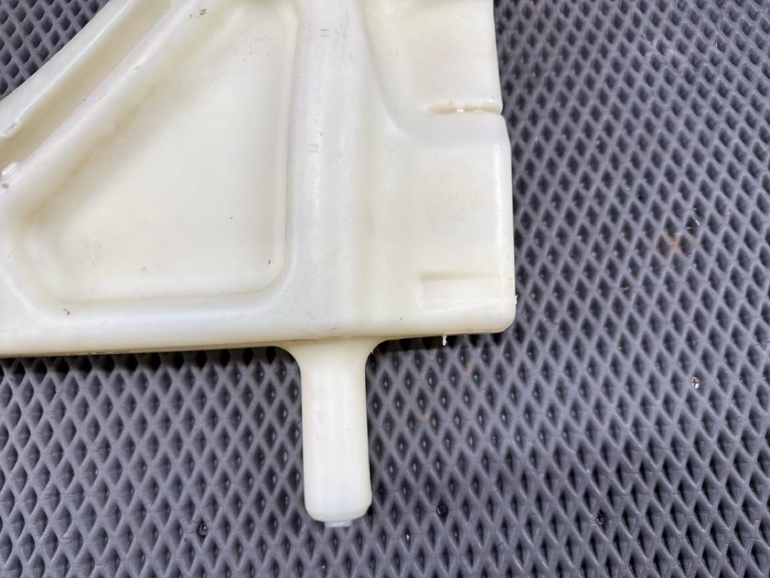 Бачок омывателя, 2360 рублей, Красноярск