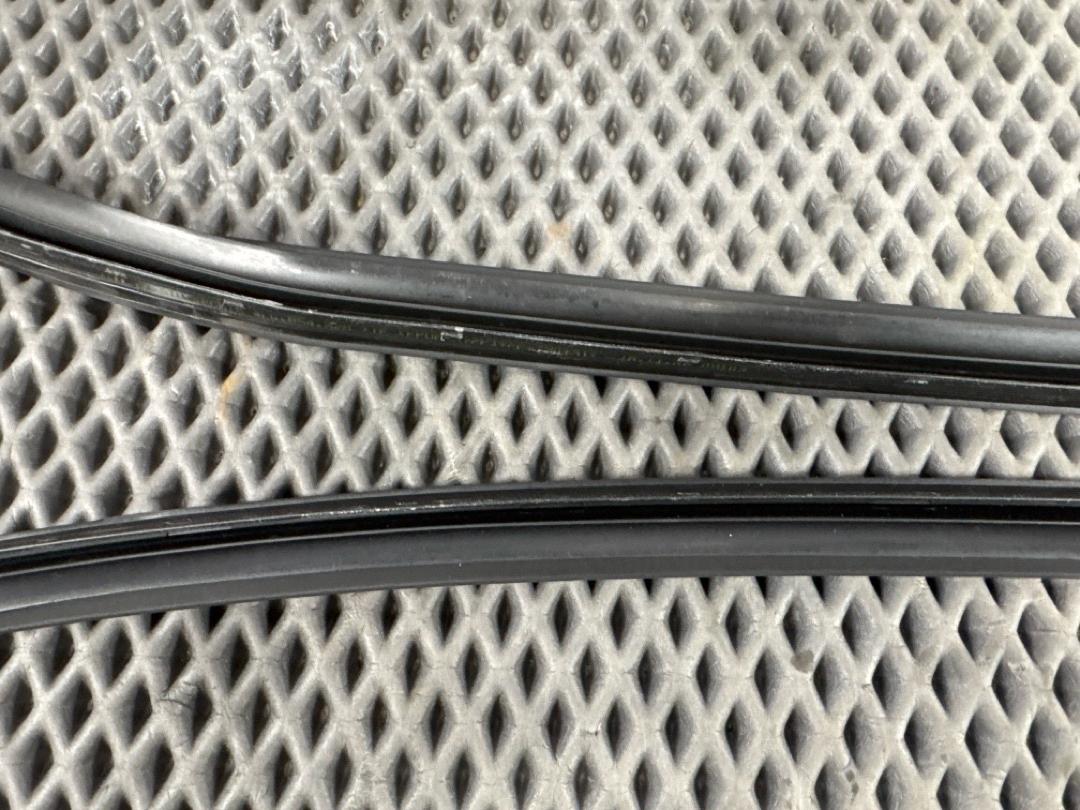 Молдинг лобового стекла, 1820 рублей, Красноярск