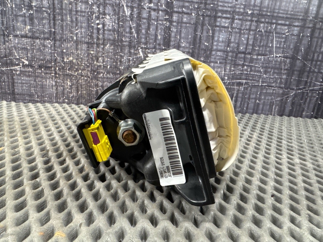 Подушка безопасности, 3130 рублей, Красноярск