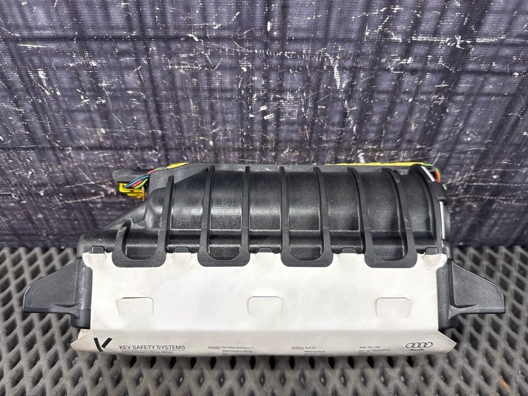 Подушка безопасности, 3130 рублей, Красноярск