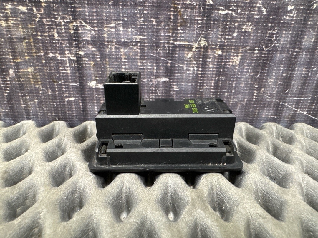 Кнопка открывания багажника, 1590 рублей, Красноярск