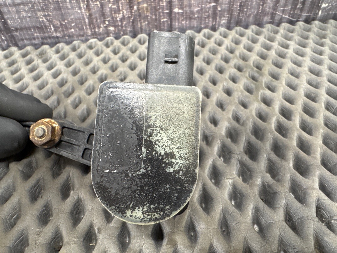 Датчик уровня подвески, 3070 рублей, Красноярск