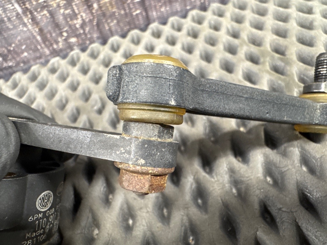 Датчик уровня подвески, 3070 рублей, Красноярск