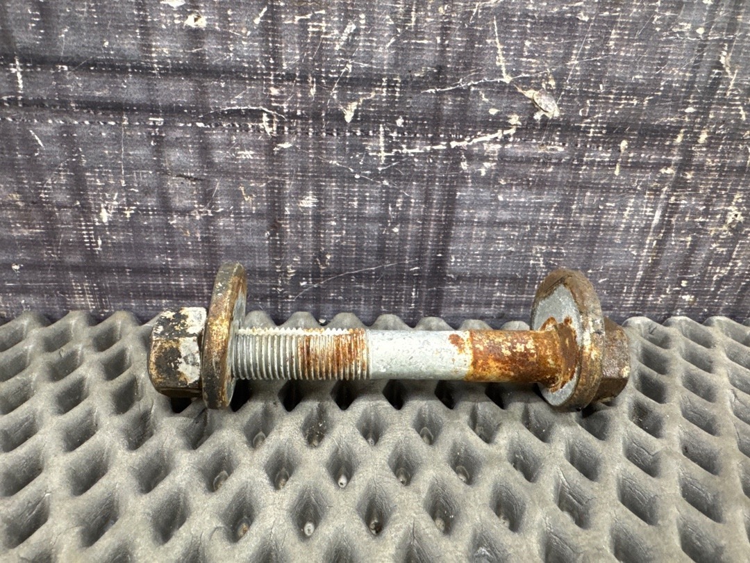 Болт развальный, 810 рублей, Красноярск