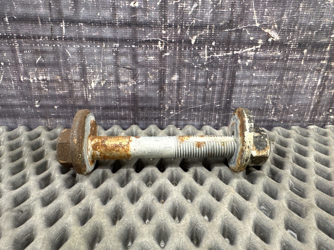 Болт развальный, 810 рублей, Красноярск