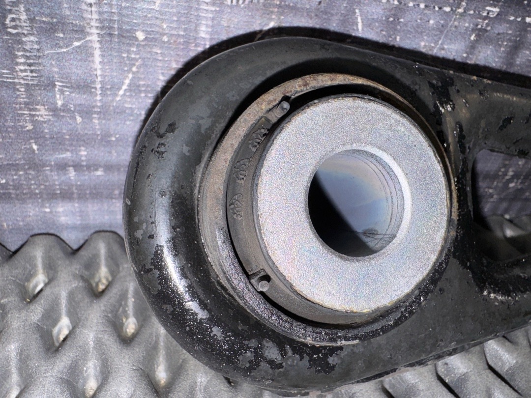 Рычаг подвески, 2410 рублей, Красноярск