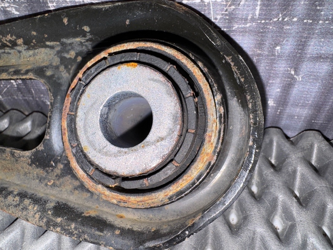 Рычаг подвески, 2410 рублей, Красноярск