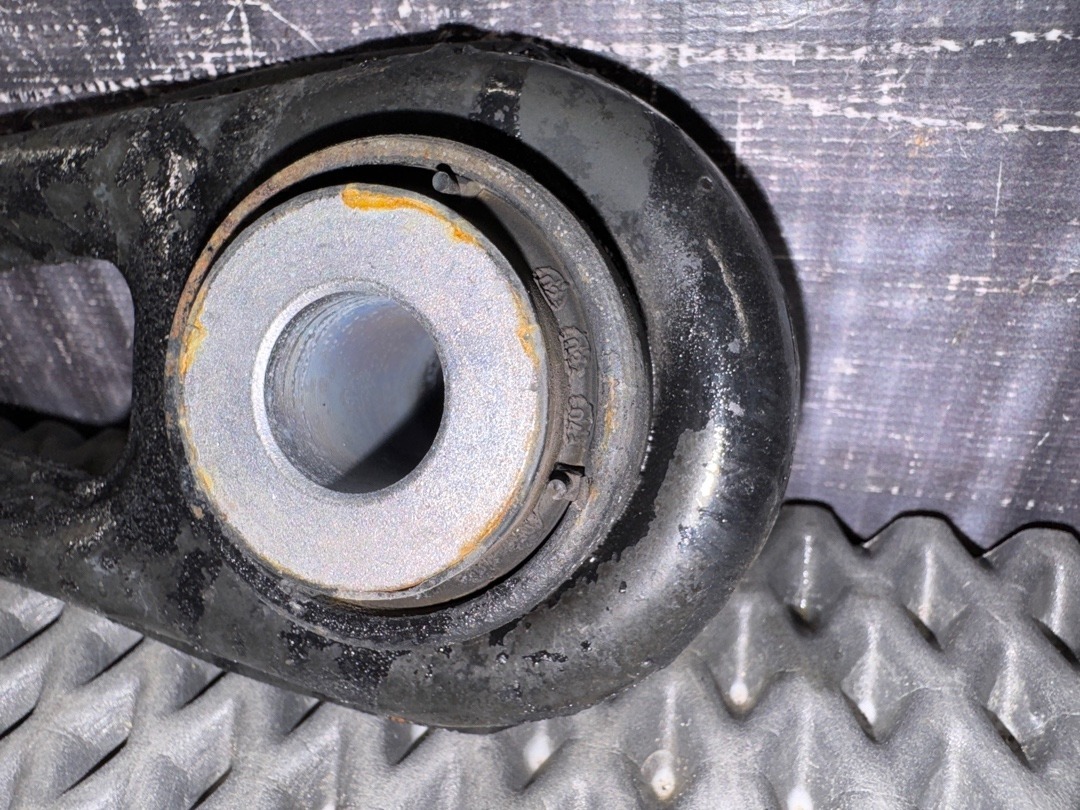 Рычаг подвески, 2410 рублей, Красноярск