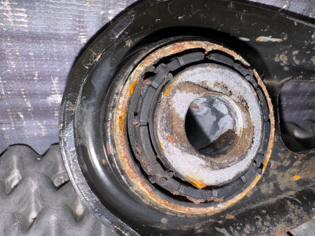 Рычаг подвески, 2410 рублей, Красноярск