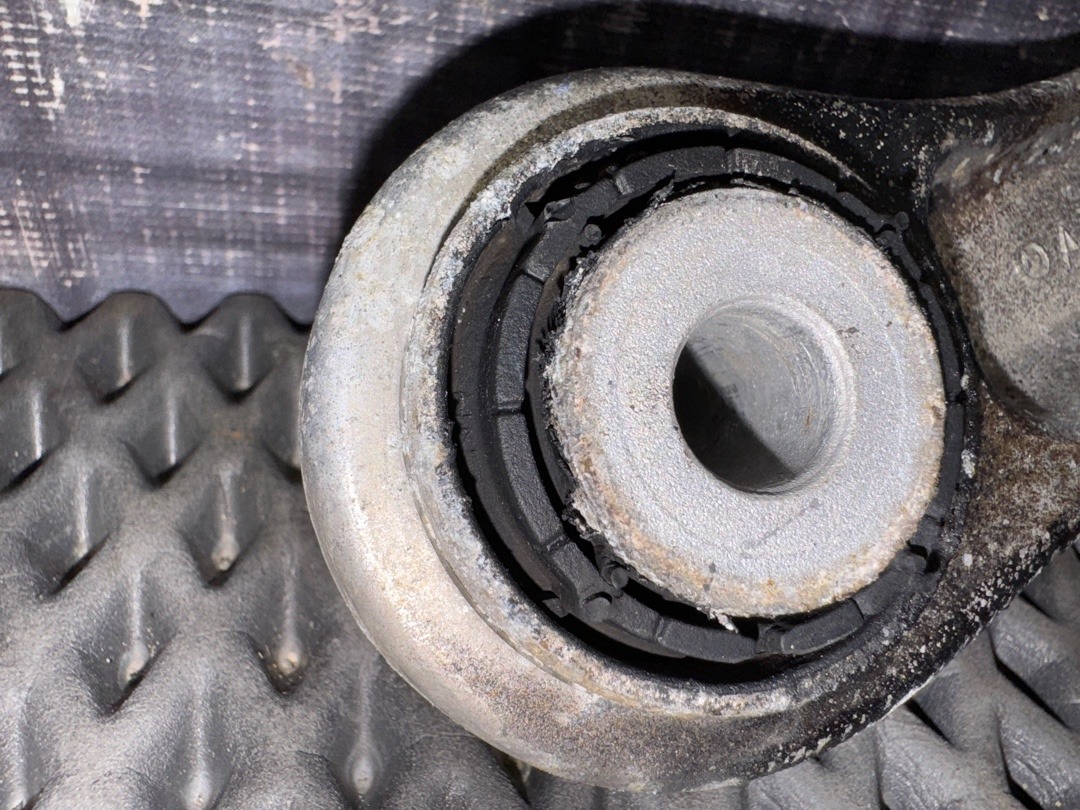 Рычаг подвески, 2130 рублей, Красноярск