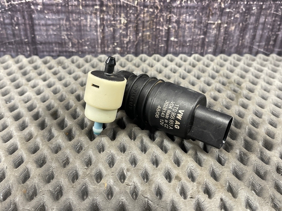 Мотор бачка стеклоомывателя, 970 рублей, Красноярск