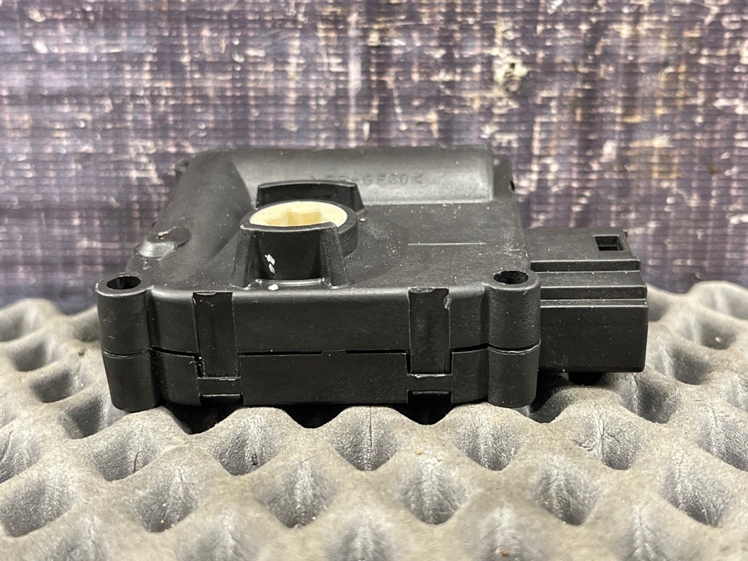 Мотор заслонки печки, 1470 рублей, Красноярск