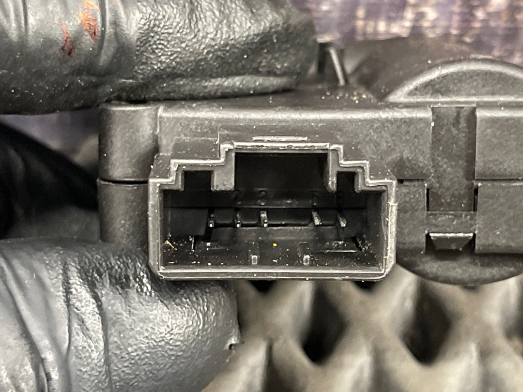 Мотор заслонки печки, 1470 рублей, Красноярск