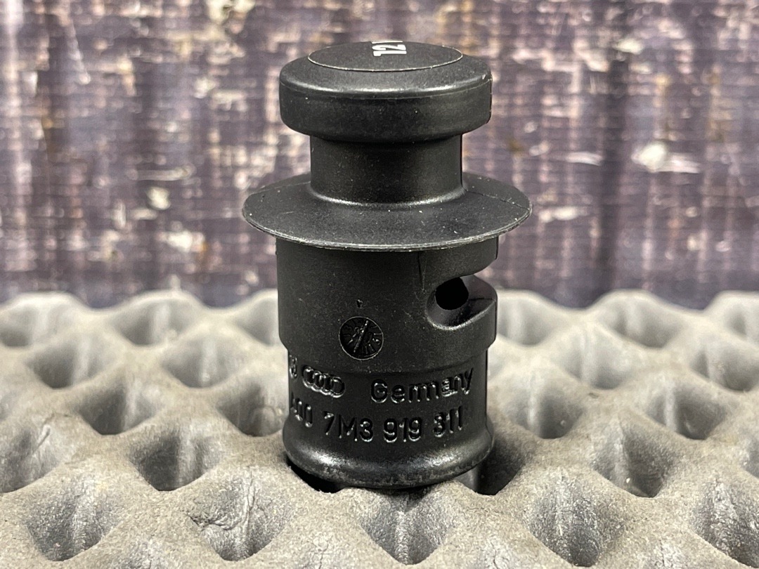 Заглушка, 380 рублей, Красноярск