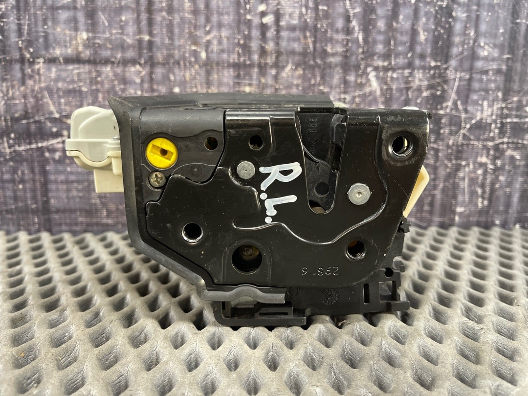 Замок двери, 1820 рублей, Красноярск