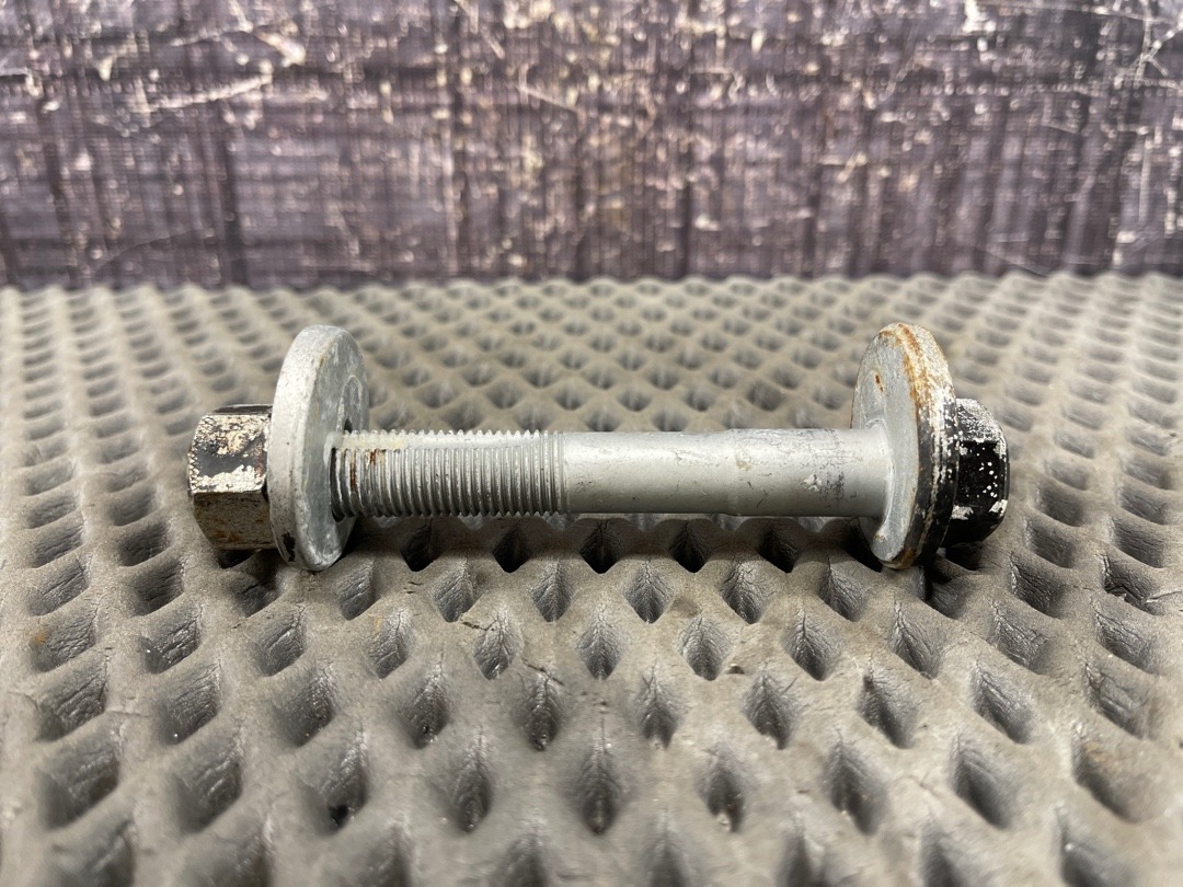 Болт развальный, 810 рублей, Красноярск