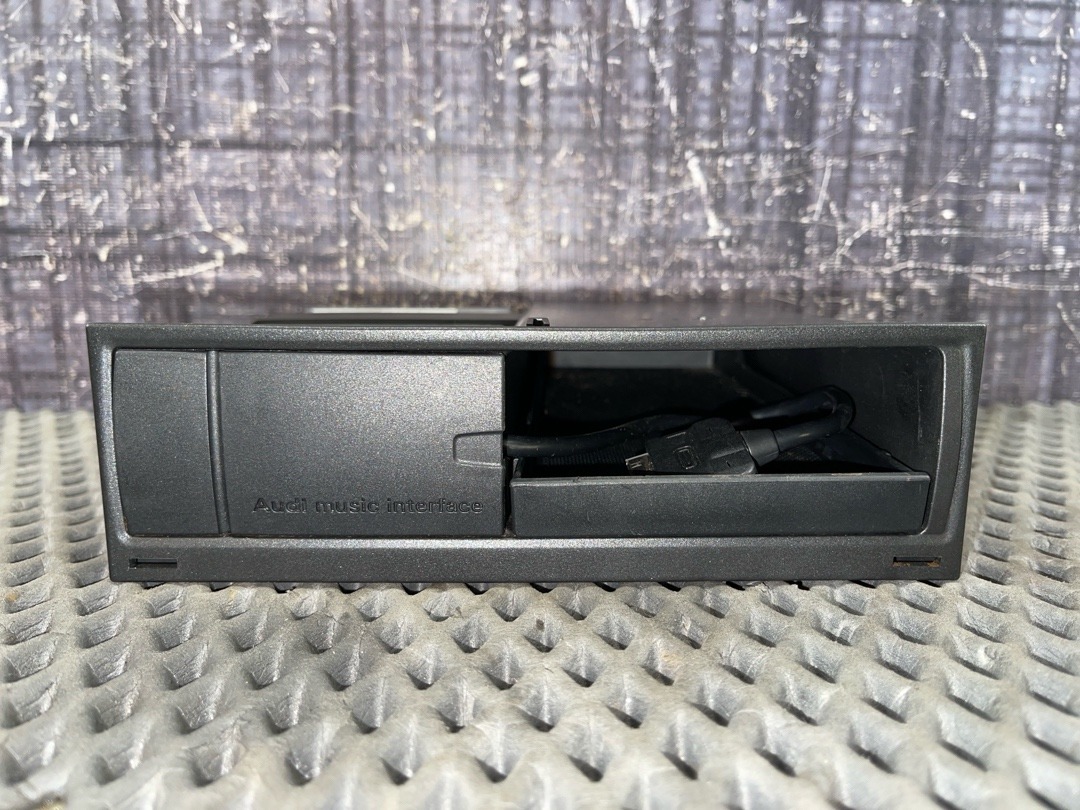 Блок AMI, 10490 рублей, Красноярск