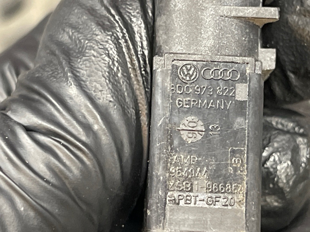 Замок капота, 1590 рублей, Красноярск