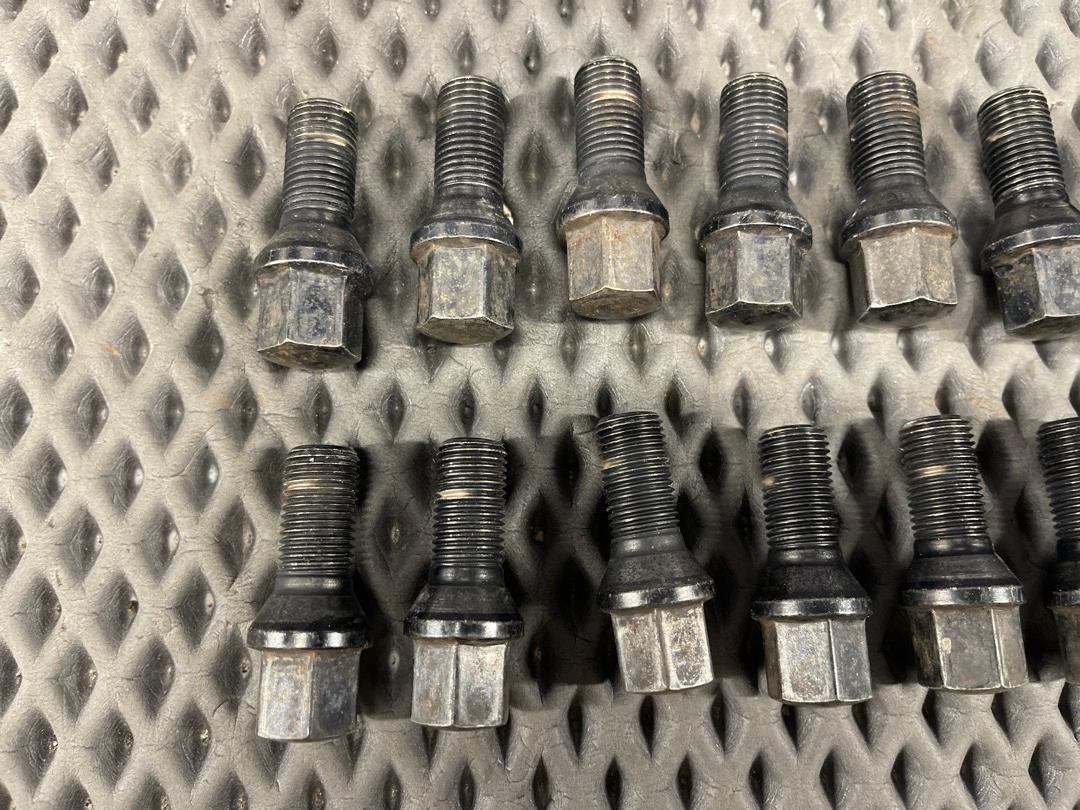 Комплект колесных болтов, 2530 рублей, Красноярск