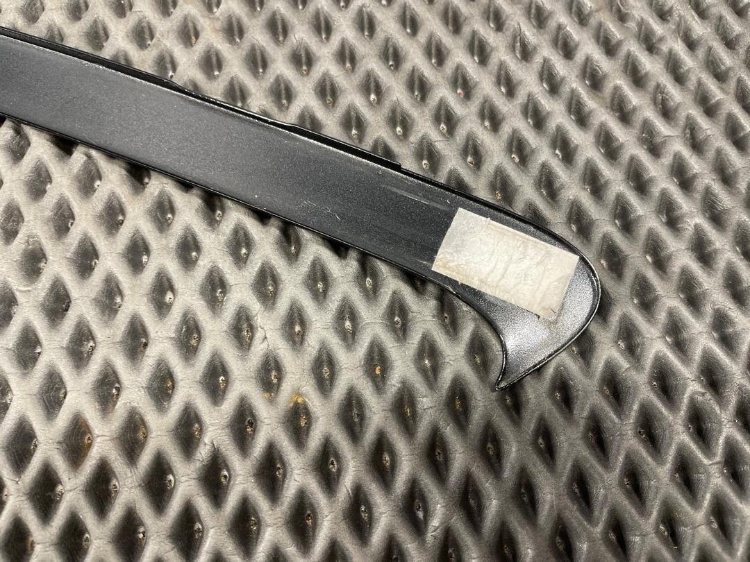 Молдинг стекла, 570 рублей, Красноярск