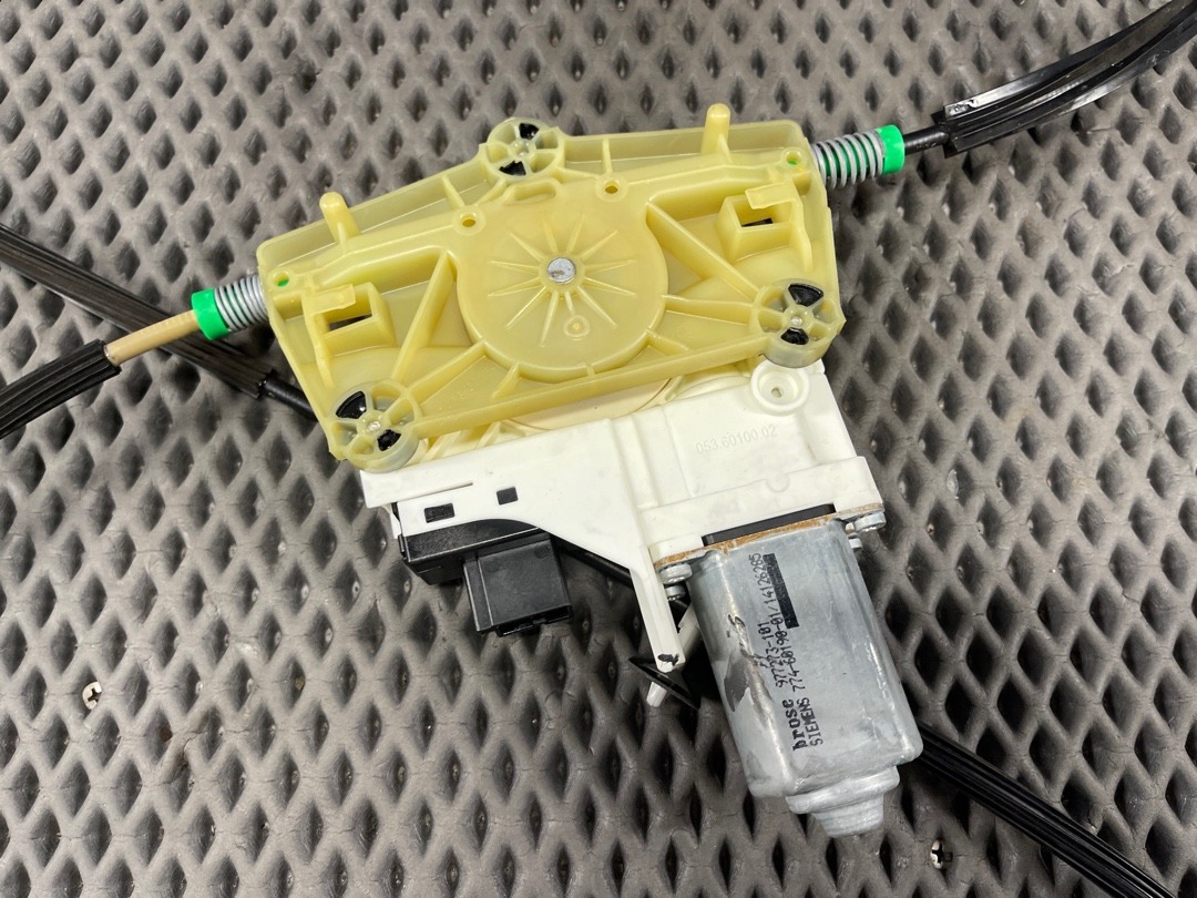 Стеклоподъемник, 3110 рублей, Красноярск