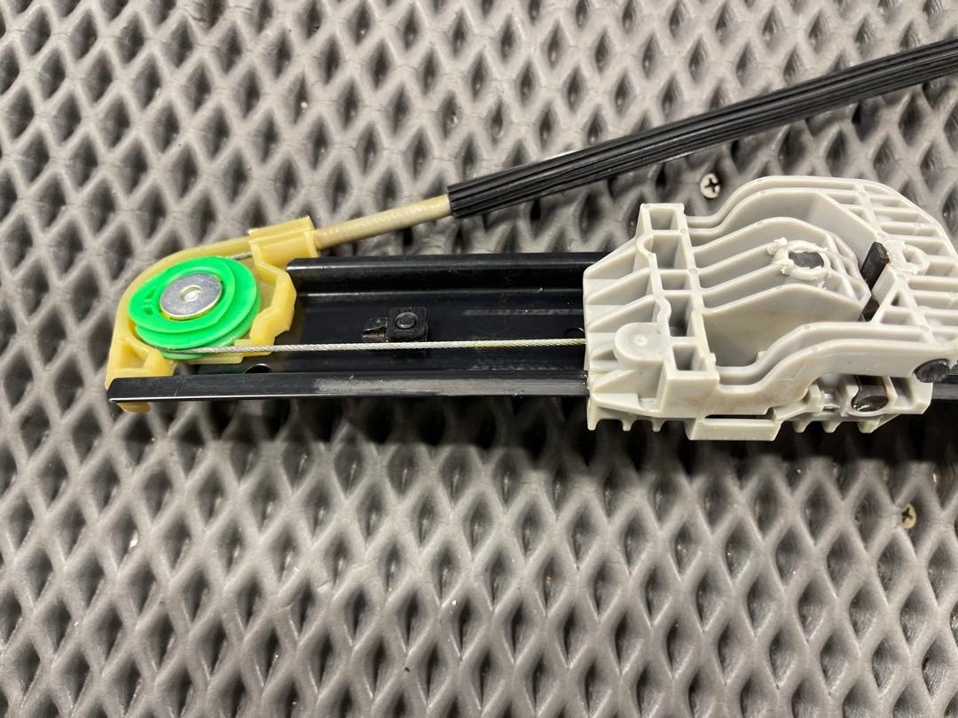 Стеклоподъемник, 2830 рублей, Красноярск