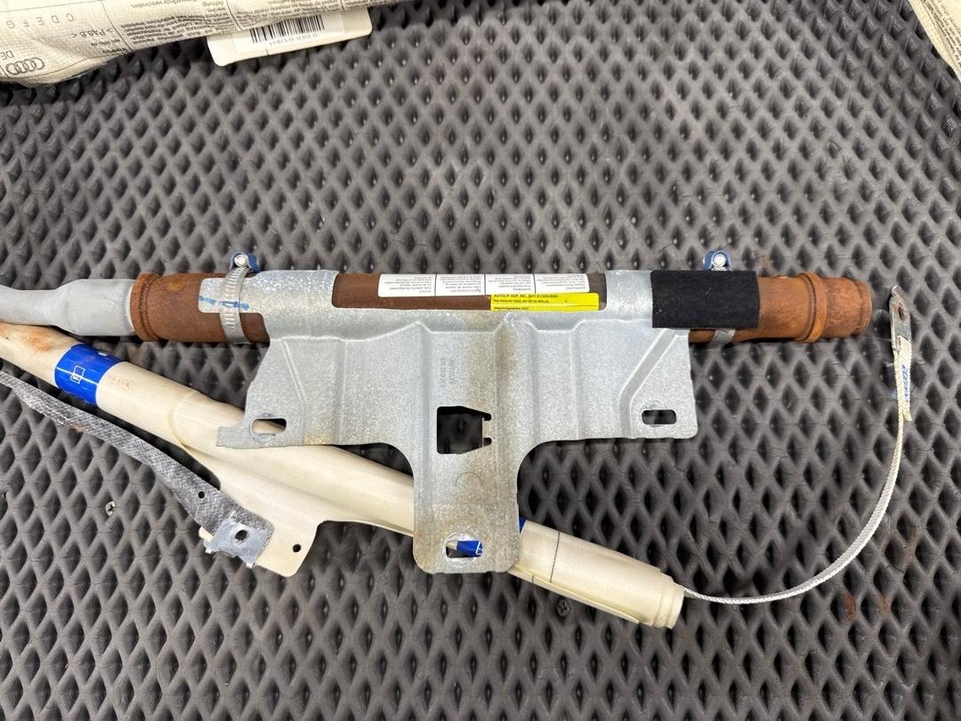 Подушка безопасности, 2570 рублей, Красноярск