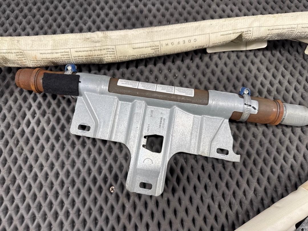 Подушка безопасности, 2570 рублей, Красноярск