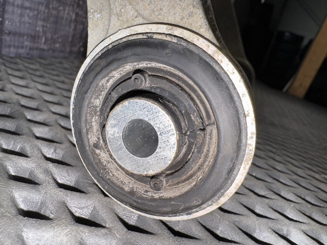 Рычаг подвески, 4210 рублей, Красноярск