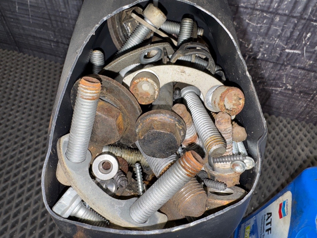 Болты и гайки, 3370 рублей, Красноярск