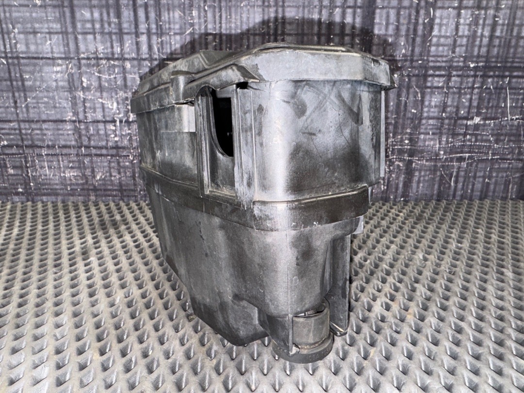 Отсек блока предохранителей, 980 рублей, Красноярск