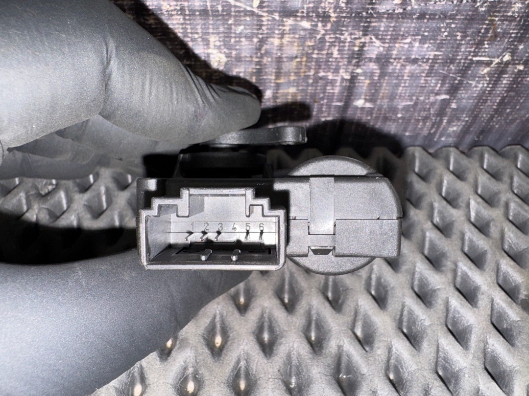 Мотор заслонки печки, 1470 рублей, Красноярск