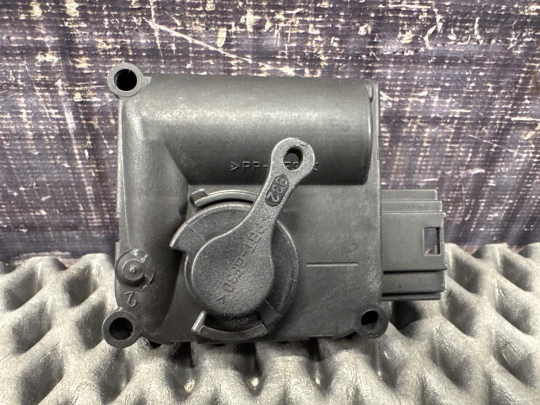 Мотор заслонки печки, 1470 рублей, Красноярск