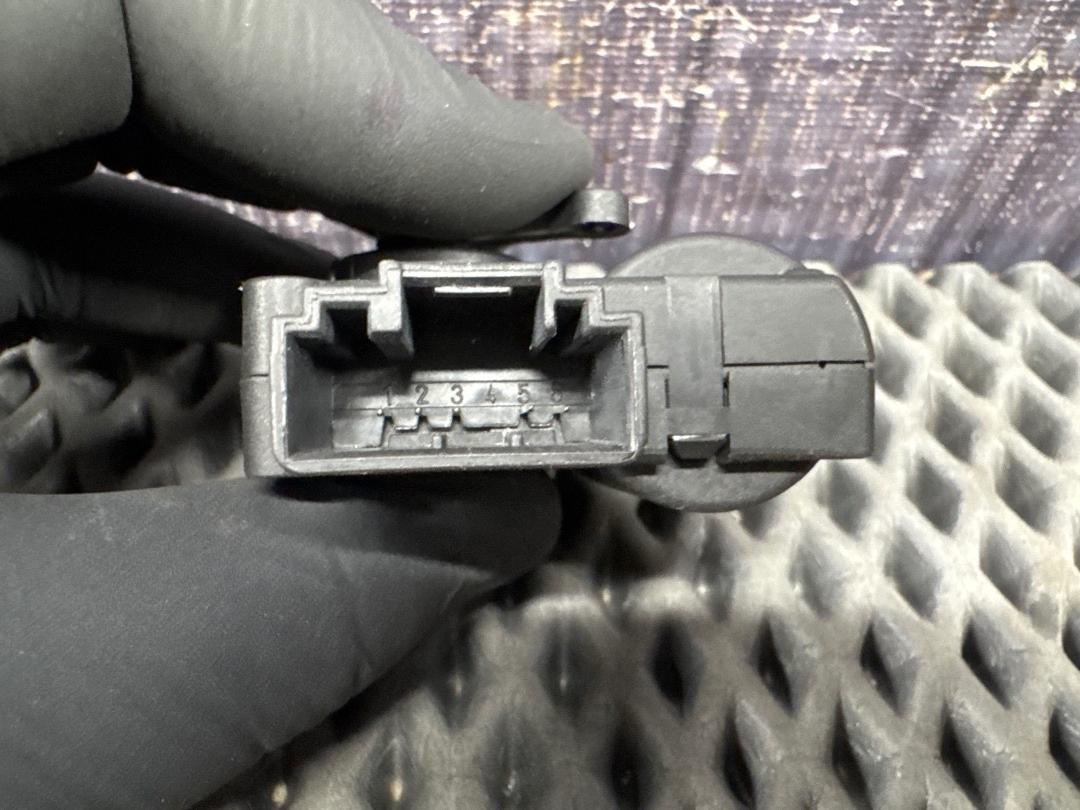 Мотор заслонки печки, 1470 рублей, Красноярск