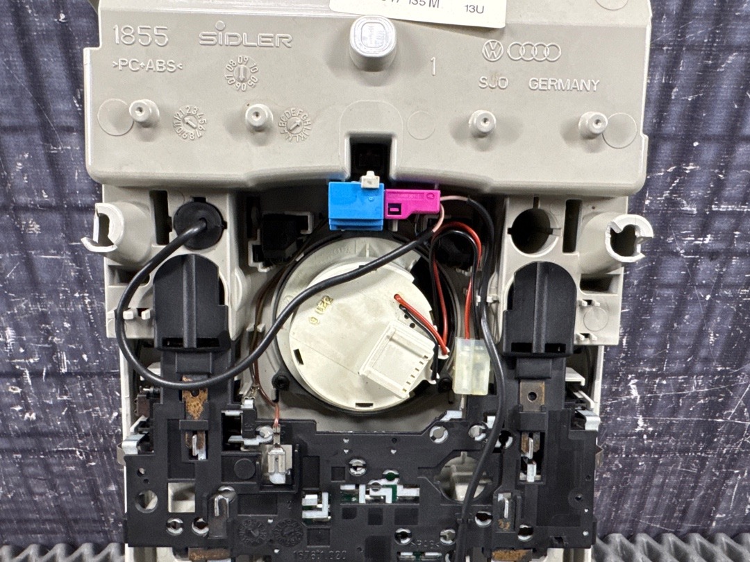 Плафон салона, 3420 рублей, Красноярск