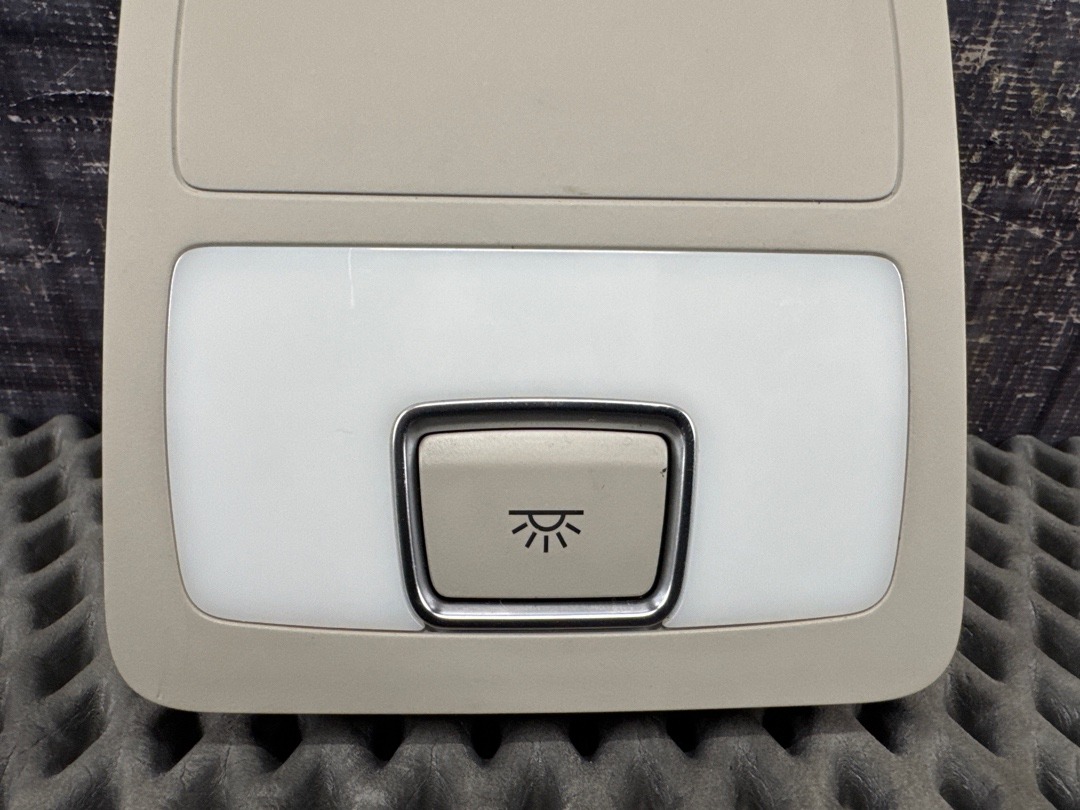 Плафон салона, 1070 рублей, Красноярск